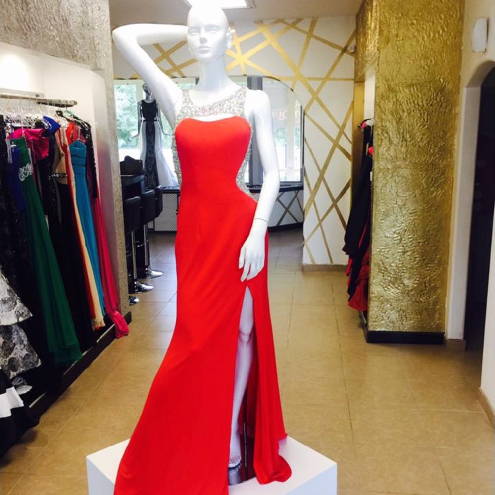 Red Alyce dress